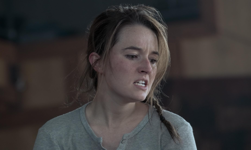 Zdjęcie okładkowe wpisu: Nowe spojrzenie na 3. sezon The Last of Us. Kaitlyn Dever szykuje się do scen akcji