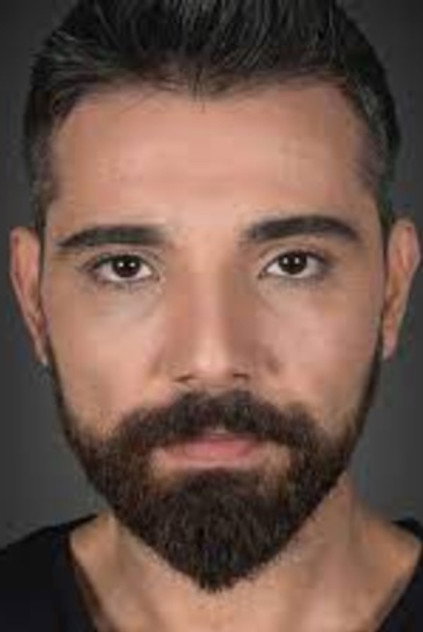 Zdjęcie Serdar Akülker