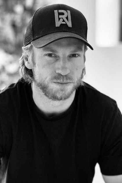 Zdjęcie Lance Giles