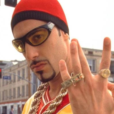 Zdjęcie okładkowe wpisu: Sacha Baron Cohen powraca jako Ali G! Po latach zakończył zdjęcia do tajnego filmu