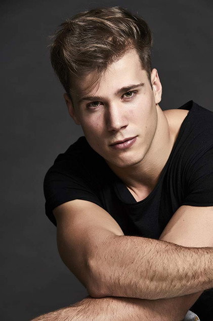 Zdjęcie Cole Reinhardt