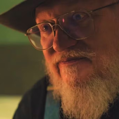 Zdjęcie okładkowe wpisu: George R.R. Martin o trudnym roku: „Walczę ze smutkiem i depresją. Najgorsze może być jeszcze przede mną”